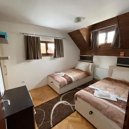 Dusan Lux Palisad 1000 * Zlatibor