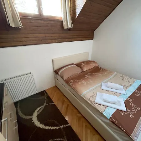 Dusan Lux Palisad 1000 Zlatibor